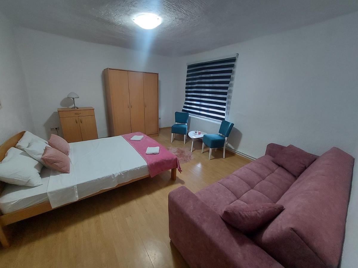 Kuca Na Dan Daire Šid Dış mekan fotoğraf